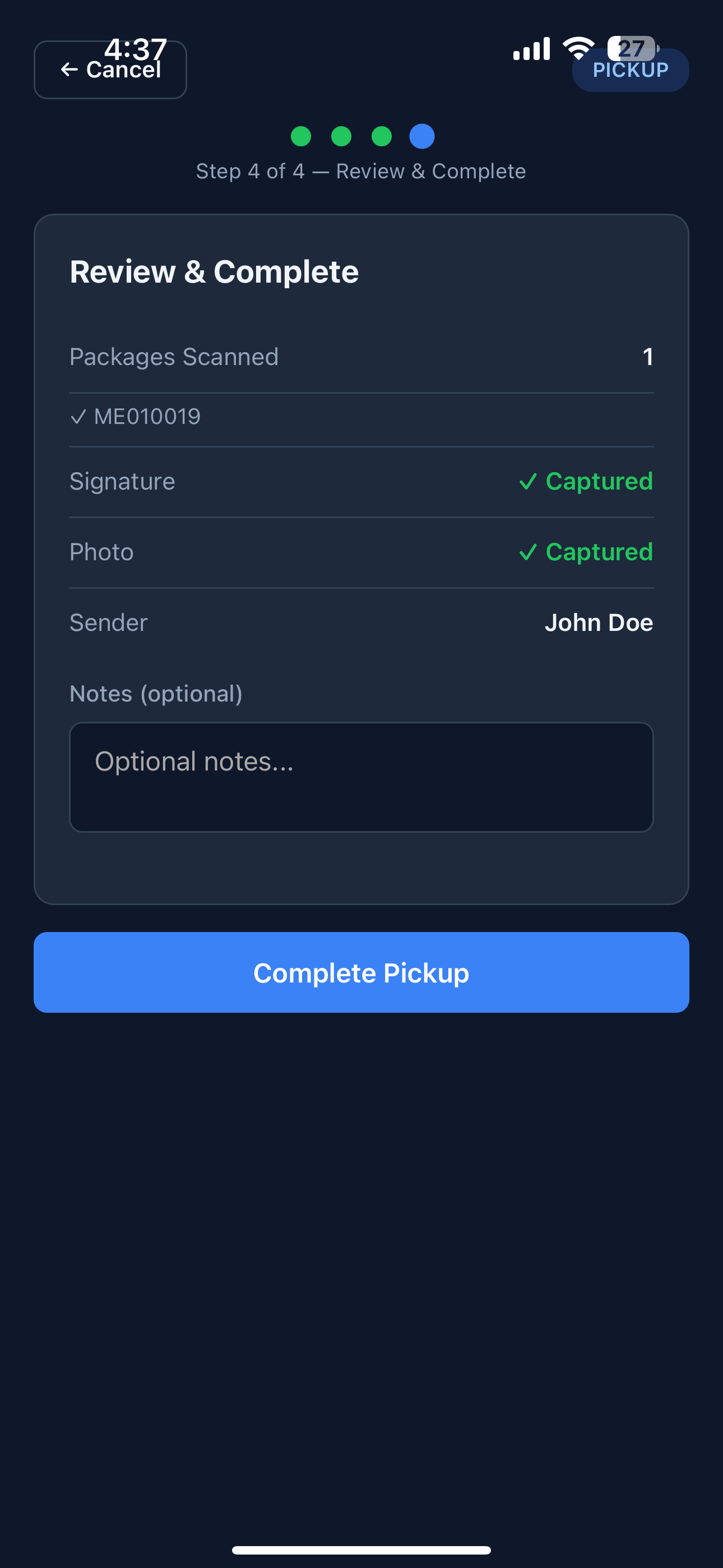 Abholassistent Schritt 4 von 4 Überprüfungsbildschirm mit gescannten Paketen, erfasster Unterschrift, erfasstem Foto, Absender, optionalen Notizen und Schaltfläche „Abholen abschließen“
